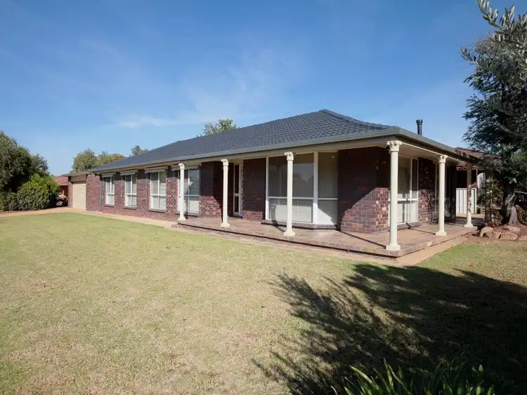 34 Pugsley Avenue, Estella NSW 2650