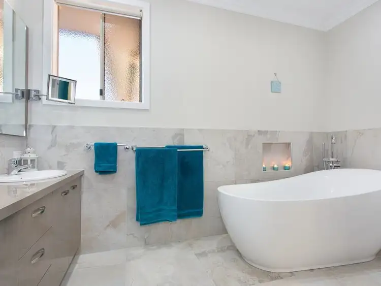 Seventh view of Homely house listing, 2 Cooper Rise, Bunyip VIC 3815