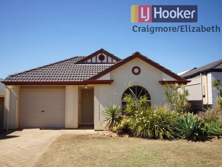 11 Cathy Mews, Craigmore SA 5114