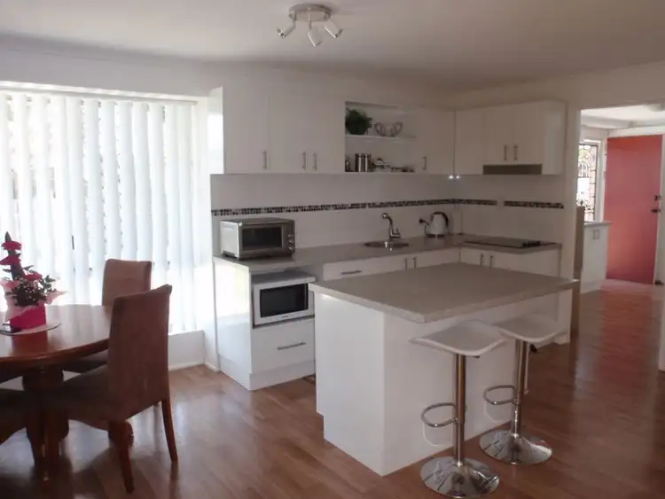 Third view of Homely house listing, 4 Pigeon Court, Birkdale QLD 4159