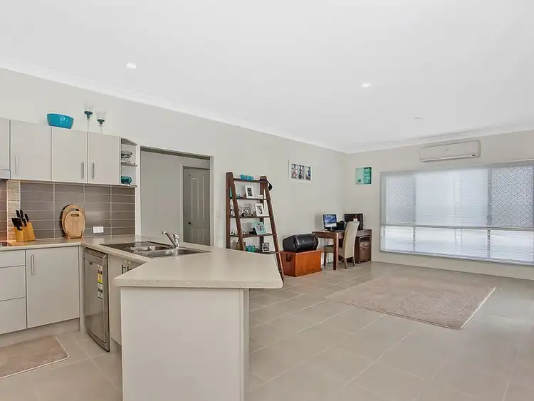 Fourth view of Homely house listing, 8 Parrot Court, Gilston QLD 4211