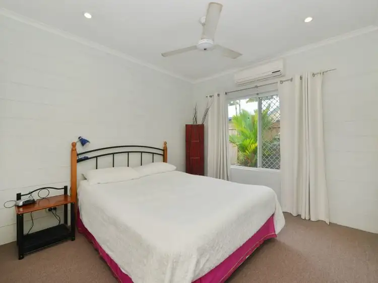 Fourth view of Homely villa listing, 2/3-4 Seary Close, Whitfield QLD 4870
