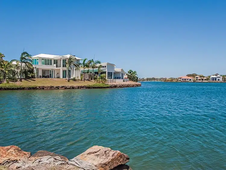 8 Waterfront Court, Twin Waters QLD 4564