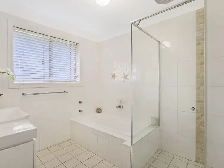 Seventh view of Homely semi-detached listing, 2/3 O'Donnell Crescent, Lisarow NSW 2250