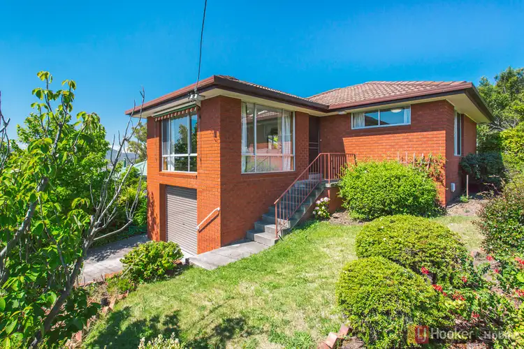 1 Greenway Avenue, Lenah Valley TAS 7008