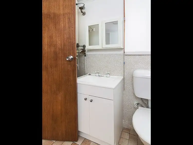 Sixth view of Homely unit listing, 2/16 Island View Drive, Clayton Bay SA 5256