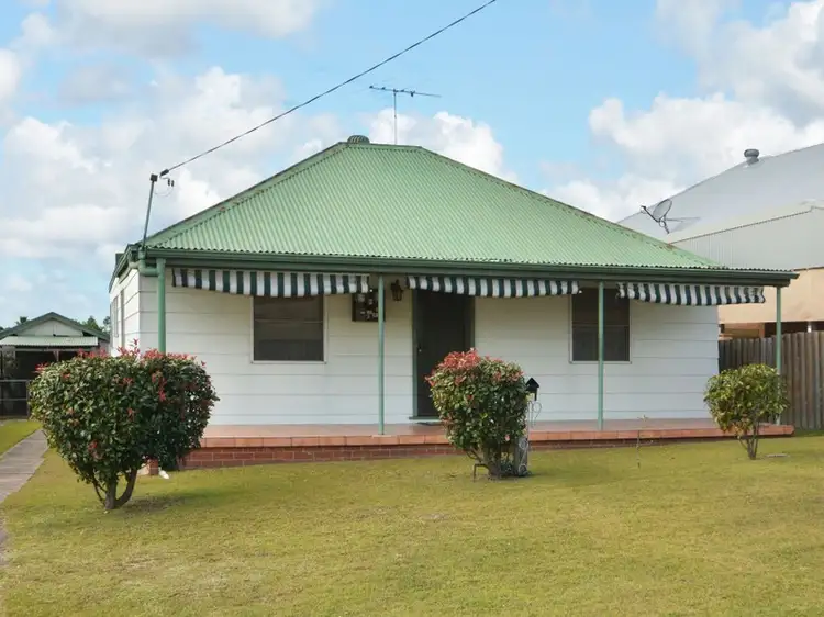 25 Elizabeth Street, Telarah NSW 2320