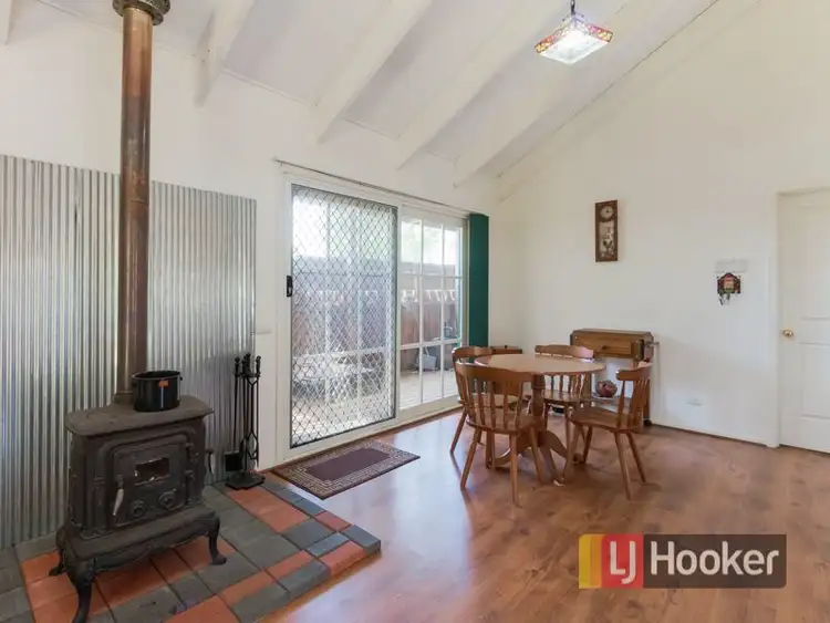 Fifth view of Homely house listing, 86 Huon Park Road, Cranbourne North VIC 3977