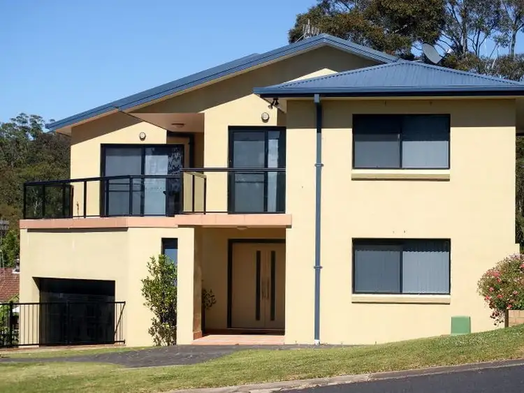 8 Hume Road, Surf Beach NSW 2536