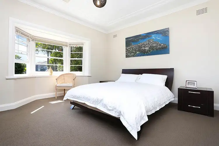Fifth view of Homely house listing, 22 Raeburn Avenue, Castlecrag NSW 2068