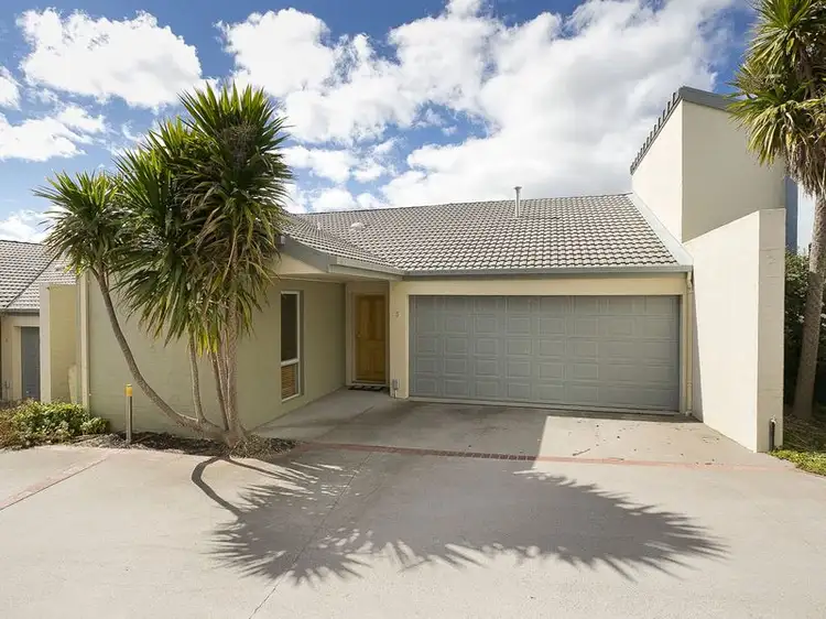 Main view of Homely townhouse listing, 3/11 Doeberl Place, Queanbeyan NSW 2620