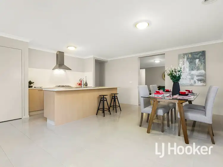 Fourth view of Homely house listing, 214 Sanctuary Lakes South Boulevard, Sanctuary Lakes VIC 3030