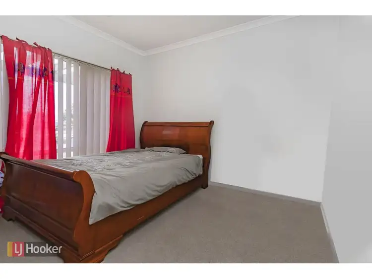 Seventh view of Homely house listing, 21 Highbury Circuit, Craigieburn VIC 3064