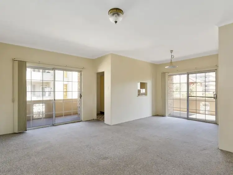Third view of Homely unit listing, 6/4 Bruce Street, Brighton-le-sands NSW 2216