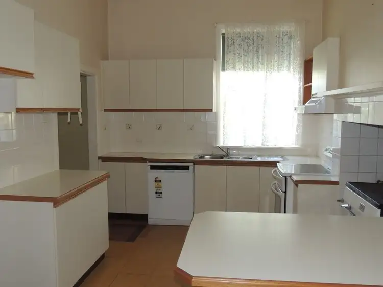 Third view of Homely house listing, 352 Beveridge Street, Swan Hill VIC 3585
