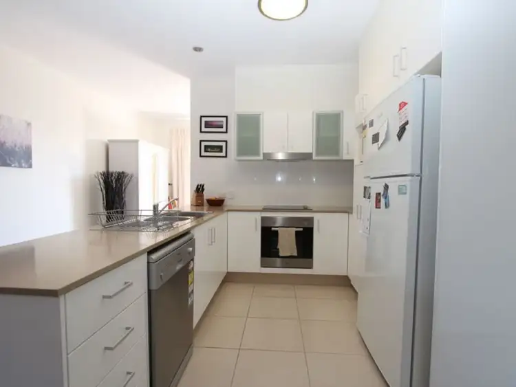 Fifth view of Homely house listing, 2/2/8-10 Victor Avenue, Paradise Point QLD 4216