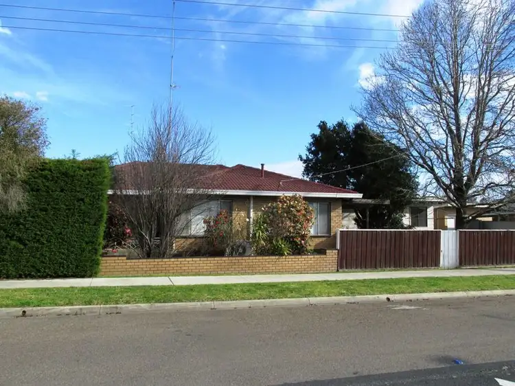 Second view of Homely house listing, 2 Victoria Street, Bairnsdale VIC 3875