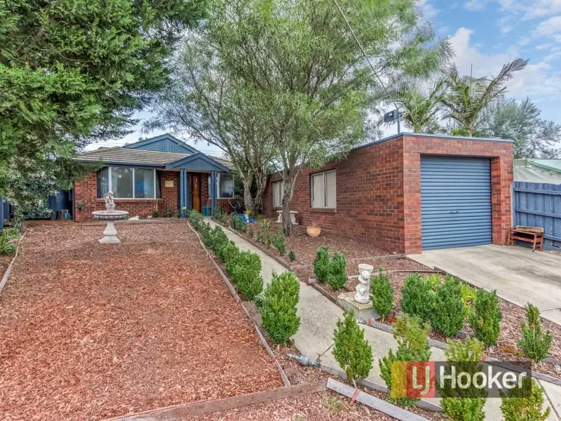 Main view of Homely house listing, 5 Colby Place, Hampton Park VIC 3976