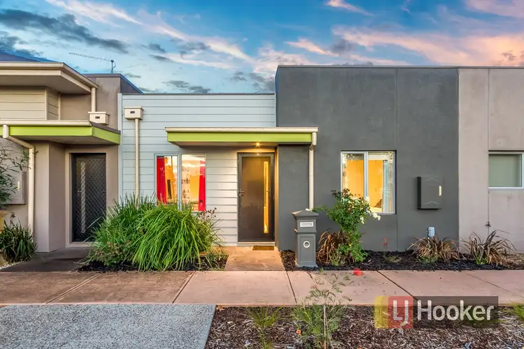 12 Acorn Lane, Pakenham VIC 3810