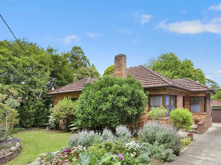 23 Hammond Avenue, Normanhurst NSW 2076