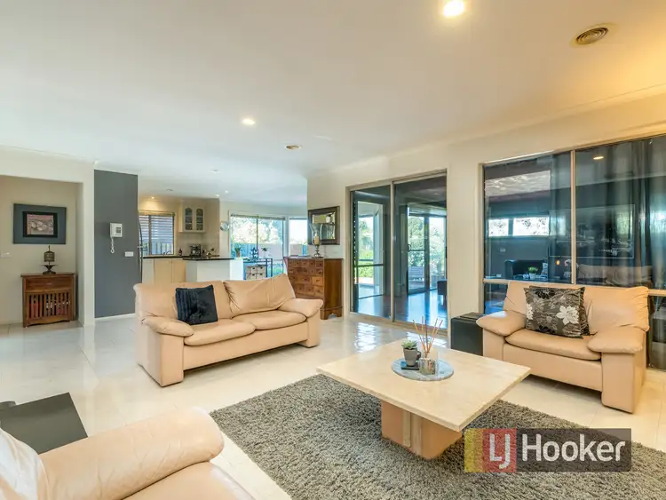 Fourth view of Homely house listing, 17 Renee Avenue, Endeavour Hills VIC 3802