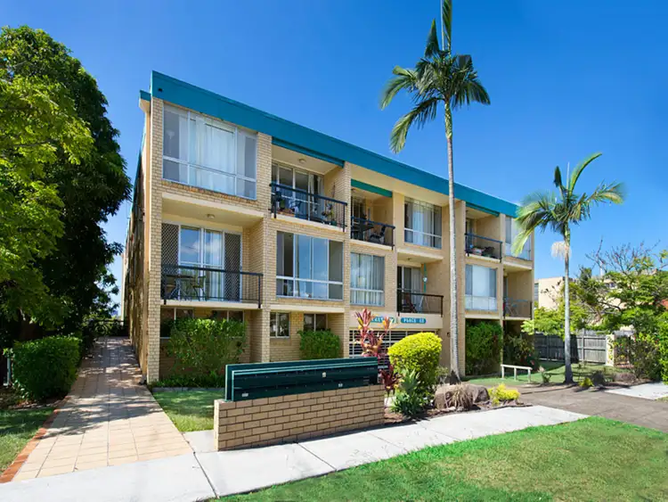 4/52 Sisley Street, St Lucia QLD 4067