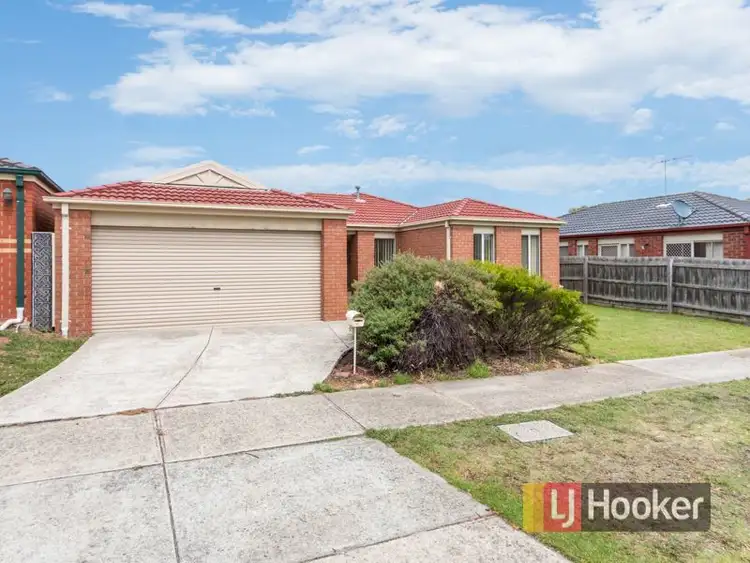 Second view of Homely house listing, 15 Jasa Crescent, Cranbourne West VIC 3977