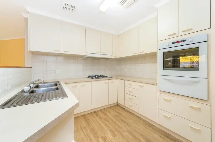 Second view of Homely house listing, 5 Bonnin Place, Bonython ACT 2905