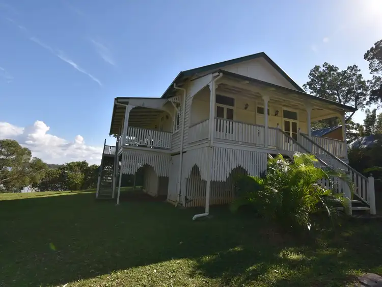 12 Thompson Esp, Russell Island QLD 4184