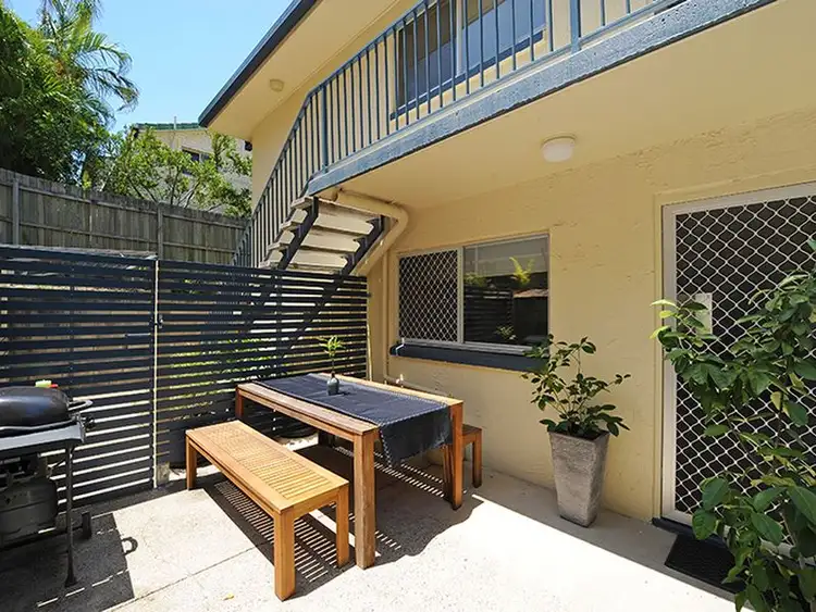 Second view of Homely unit listing, 2/26 Kalinda Avenue, Mooloolaba QLD 4557
