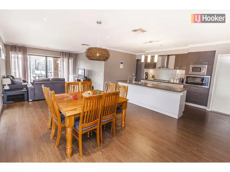 Fifth view of Homely house listing, 16 Gallantry Avenue, Craigieburn VIC 3064