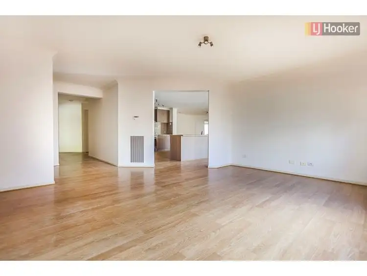 Sixth view of Homely house listing, 31 Hamilton Hume Parade, Craigieburn VIC 3064