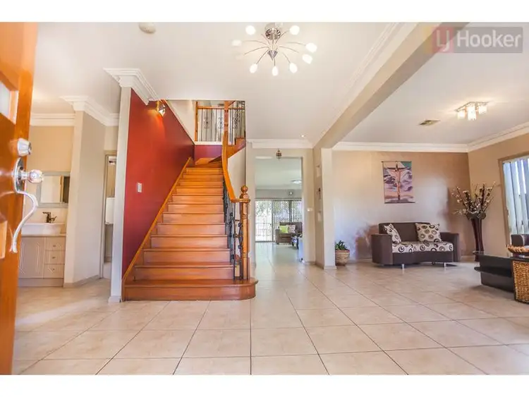 Fifth view of Homely house listing, 2 Colchester Cct, Roxburgh Park VIC 3064