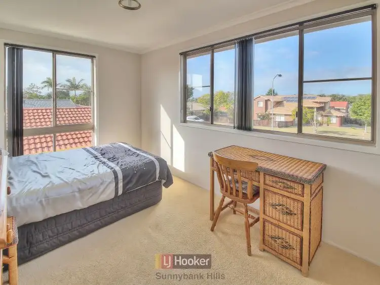 Sixth view of Homely house listing, 8 Lindstrom Court, Runcorn QLD 4113
