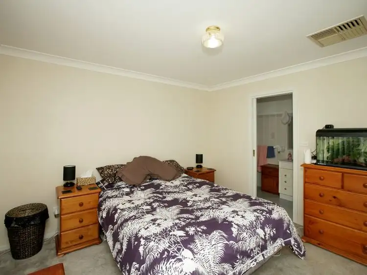 Sixth view of Homely unit listing, 2/9 Cooba Place, Estella NSW 2650