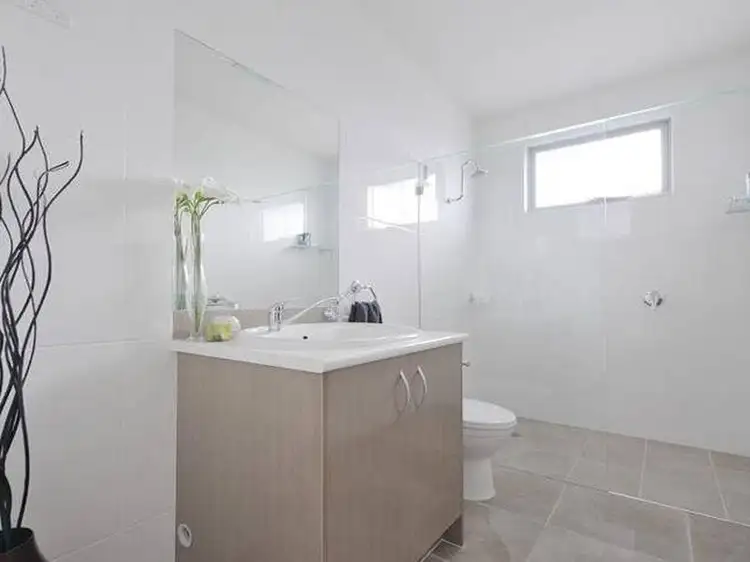 Seventh view of Homely unit listing, 2/4 Newman Avenue, Camp Hill QLD 4152