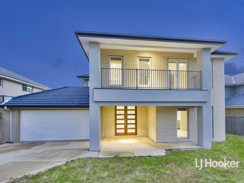 Main view of Homely house listing, 21 Seaview Point, Sanctuary Lakes VIC 3030