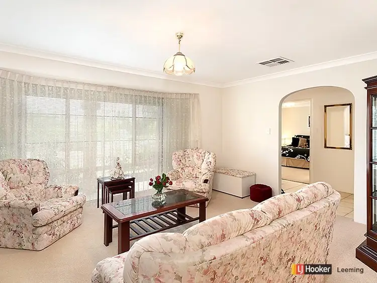 Seventh view of Homely house listing, 5 Olsen Court, Leeming WA 6149