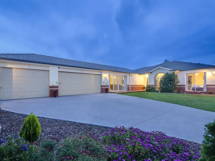 Second view of Homely house listing, 3 Lanark Court, Point Cook VIC 3030