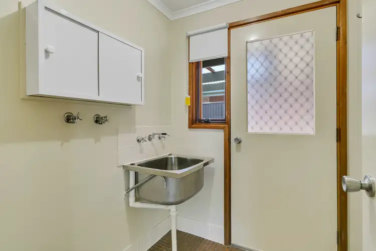 Fifth view of Homely house listing, 4 Stone Court, Parafield Gardens SA 5107