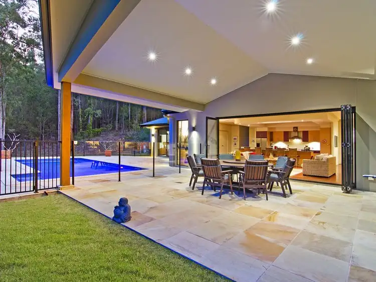 10 Isla Court, Bonogin QLD 4213