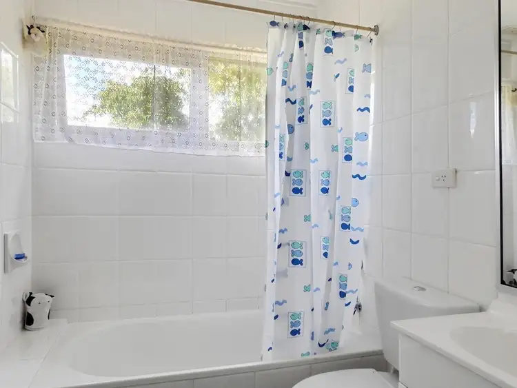 Sixth view of Homely unit listing, 2/41 The Parkway, Bradbury NSW 2560