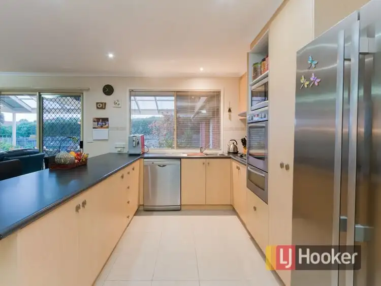 Fourth view of Homely house listing, 16 Dryden Court, Berwick VIC 3806