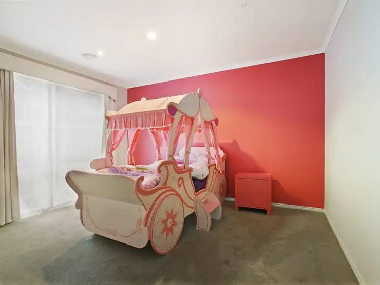 Sixth view of Homely house listing, 8 Hadley Circuit, Narre Warren South VIC 3805