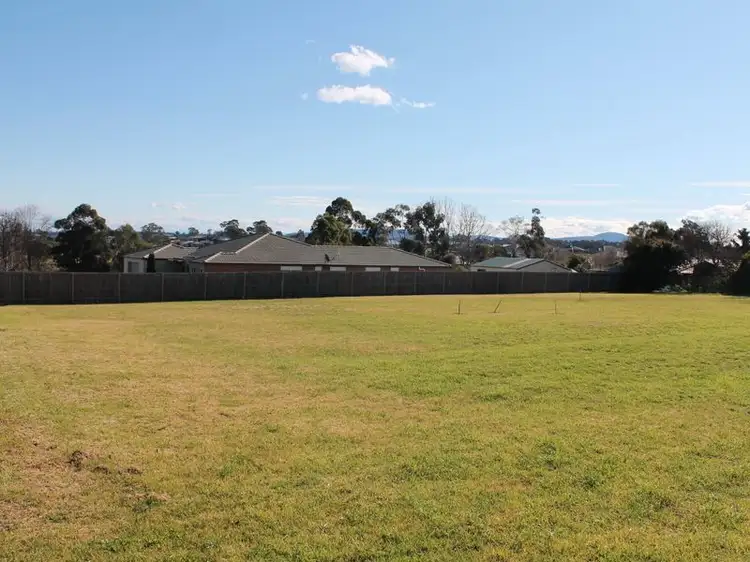 6 McKenzie Street, Bairnsdale VIC 3875