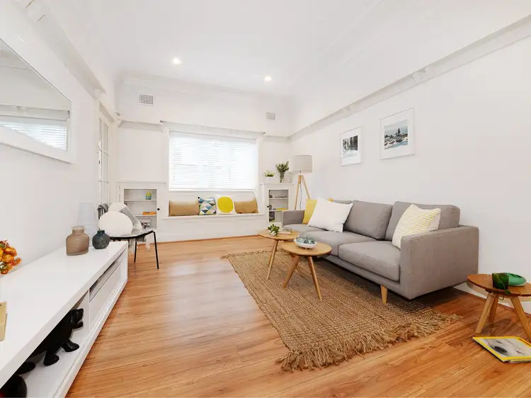 Main view of Homely unit listing, 8/5 Edward Street, Bondi Beach NSW 206