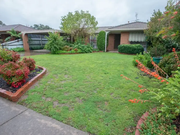 4 Diplomat Crt, Benalla VIC 3672