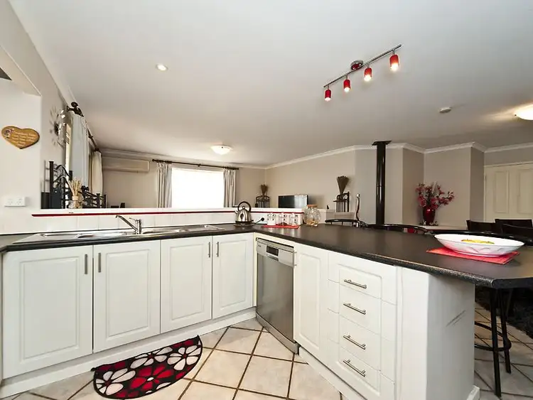 Fifth view of Homely house listing, 4 Orleans Drive, Port Kennedy WA 6172