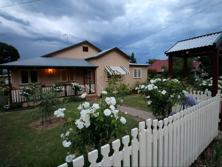 41 George Street, Inverell NSW 2360