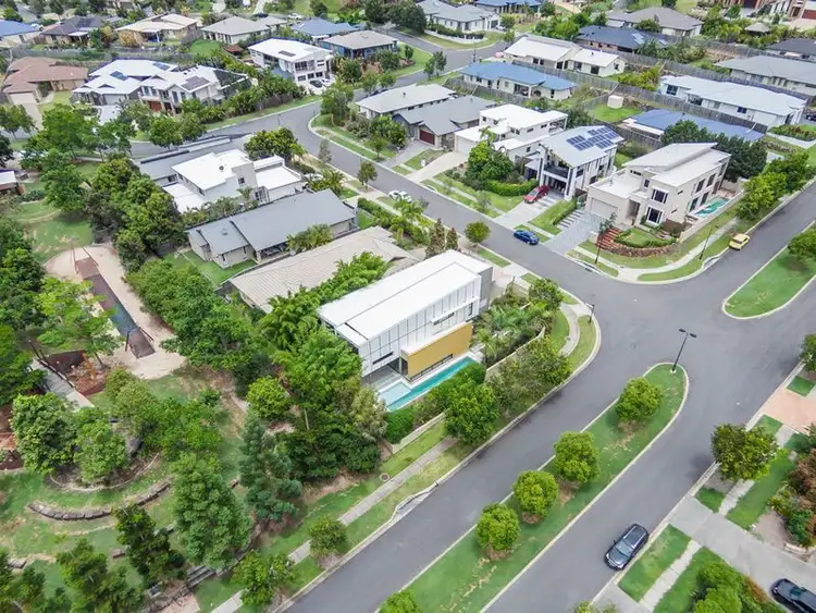 Sixth view of Homely house listing, 2 Twynam Mews, Pacific Pines QLD 4211